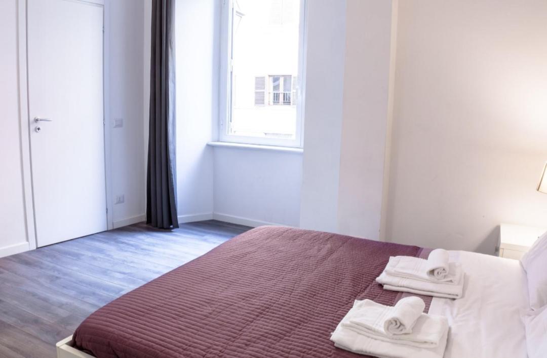 Hotel Infinity Castle Roma Esterno foto